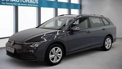 Gebraucht VW Golf VIII Life 116 PS (85 kW) 2023 Grau Kombi