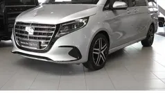 Gebraucht 2024 Mercedes V300 Exclusive Van / Kleinbus | 86.950 €