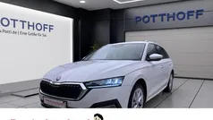 Weiss Gebraucht 2023 Skoda Octavia Style Kombi | 25.777 € (Fairer Preis)