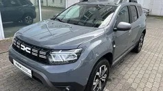 Grau Gebraucht 2023 Dacia Duster Journey SUV | 21.999 € (Fairer Preis)
