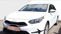 Weiß Gebraucht 2025 Kia Ceed Vision Limousine | 23.785 € (Superpreis)