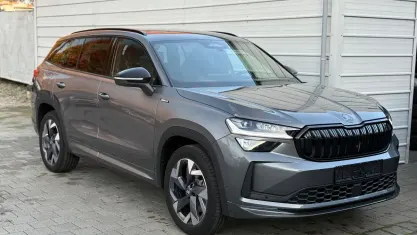 Neu Skoda Kodiaq SportLine 204 PS (150 kW) 2025 Graphitgrau metallic SUV