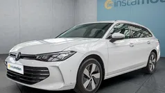 Weiß Gebraucht 2024 VW Passat Kombi | 29.199 € (Fairer Preis)