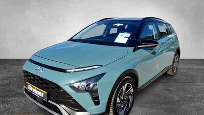 Gebraucht Hyundai Bayon Trend 101 PS (74 kW) 2022 Mangrove green/ phantom black (metallic) SUV