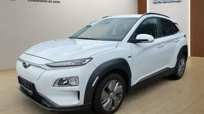 Gebraucht Hyundai Kona Advantage 100 kW (136 PS) 2021 Weiß SUV