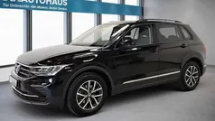 Schwarz Gebraucht 2023 VW Tiguan Life SUV | 29.870 € (Superpreis)