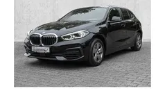 Schwarz Gebraucht 2022 BMW 118 Advantage Kleinwagen | 19.810 € (Guter Preis)