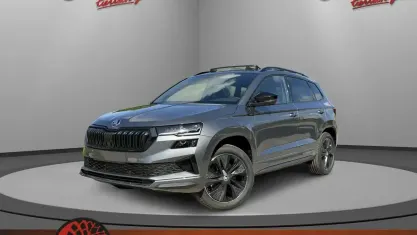 Neu Skoda Karoq SportLine 190 PS (139 kW) 2026 Graphitegrau metallic SUV