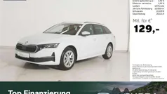 Gebraucht 2024 Skoda Octavia Selection Kombi | 30.940 € (Superpreis)