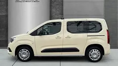 Gebraucht 2023 Opel Combo-e Life Edition Van / Kleinbus | 24.880 € (Fairer Preis)