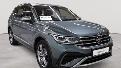 Gebraucht VW Tiguan Allspace Elegance 200 PS (147 kW) 2021 Platinum grey metallic SUV