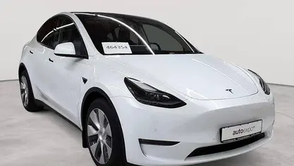 Pearl white multicoat Gebraucht 2021 Tesla Model Y SUV | 30.790 € (Guter Preis)