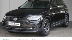 Deep black perleffekt Gebraucht 2022 VW Tiguan Life SUV | 26.480 € (Fairer Preis)