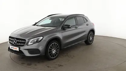 Schwarz Gebraucht 2018 Mercedes GLA200 AMG line SUV | 21.010 € (Fairer Preis)