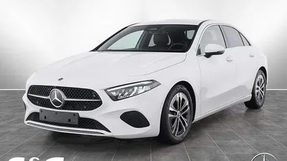 Gebraucht 2024 Mercedes A180 Progressive Limousine | 28.877 € (Fairer Preis)