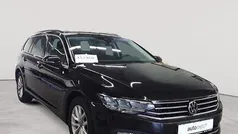 Deep black perleffekt Gebraucht 2022 VW Passat Business Kombi | 15.590 € (Fairer Preis)