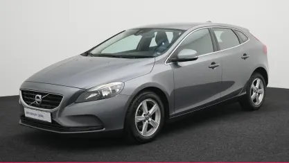 Gebraucht Volvo V40 Momentum 120 PS (88 kW) 2015 Osmium grey / metallic