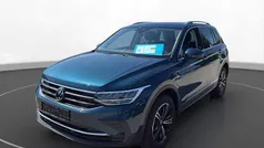 Nightshade blue Gebraucht 2024 VW Tiguan Move SUV | 38.510 € (Fairer Preis)