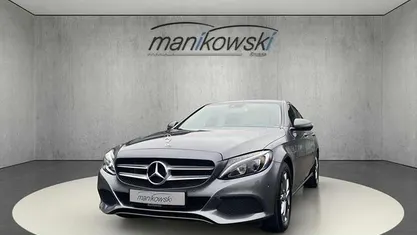 Grau Gebraucht 2017 Mercedes C180 Avantgarde Limousine | 19.701 € (Fairer Preis)