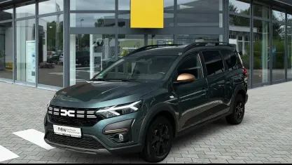 Gebraucht Dacia Jogger Extreme 91 PS (66 kW) 2025 Grün Van / Kleinbus