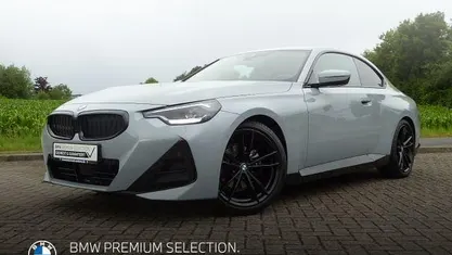 Grau Gebraucht 2024 BMW 220 M Sport Coupé | 41.950 € (Fairer Preis)