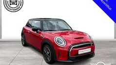 Rot Gebraucht 2023 Mini Cooper SE Classic Kleinwagen | 20.890 € (Fairer Preis)