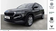 Schwarzmagic perleffekt Gebraucht 2024 Skoda Karoq Selection SUV | 31.227 € (Fairer Preis)