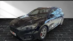 Obsidianschwarz (schwarz) Gebraucht 2020 Ford Focus ST-Line X Kombi | 21.880 € (Fairer Preis)