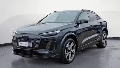 Neu Audi Q6 Sportback e-tron Performance 225 kW (306 PS) 2025 Grau SUV