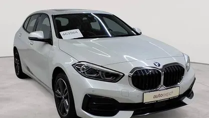 Mineralweiß metallic Gebraucht 2022 BMW 120 Sport Line Kleinwagen | 25.990 € (Fairer Preis)