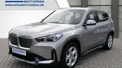 Gebraucht 2025 BMW iX1 Luxury Line SUV | 45.400 € (Guter Preis)