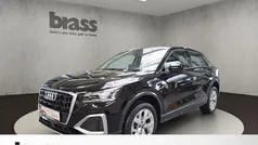 Mythosschwarz metallic Gebraucht 2024 Audi Q2 Advanced SUV | 27.900 € (Fairer Preis)