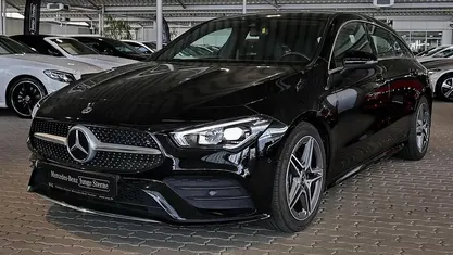 Gebraucht Mercedes CLA200 Shooting Brake AMG 163 PS (119 kW) 2023 Kombi