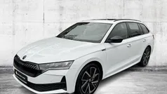 Weiß Gebraucht 2024 Skoda Octavia SportLine Kombi | 35.880 € (Teuer)