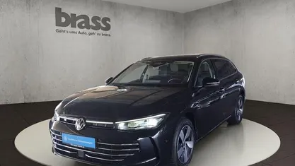 Gebraucht VW Passat Elegance 193 PS (141 kW) 2024 Grenadillschwarz metallic Kombi
