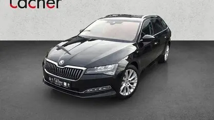 Schwarzmagic perleffekt Gebraucht 2023 Skoda Superb Style Kombi | 33.290 € (Superpreis)