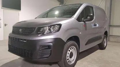 Gebraucht 2025 Peugeot Partner Van / Kleinbus | 29.990 € (Fairer Preis)