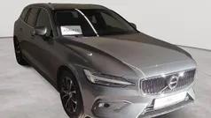 Gebraucht 2020 Volvo V60 Momentum Kombi | 20.490 € (Fairer Preis)