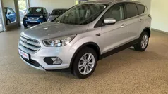 Silber Gebraucht 2017 Ford Kuga Titanium SUV | 15.450 € (Fairer Preis)