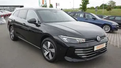 Schwarz Gebraucht 2024 VW Passat Kombi | 32.770 € (Guter Preis)