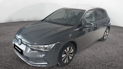 Gebraucht 2024 VW Golf VIII Life Limousine | 23.390 € (Fairer Preis)