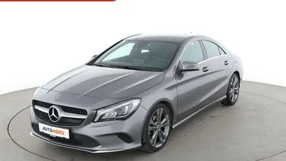 Grau Gebraucht 2018 Mercedes CLA200 Urban Limousine | 20.440 € (Fairer Preis)