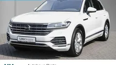 Oryxweiß perlmutteffekt Gebraucht 2023 VW Touareg Atmosphere SUV | 48.880 € (Superpreis)