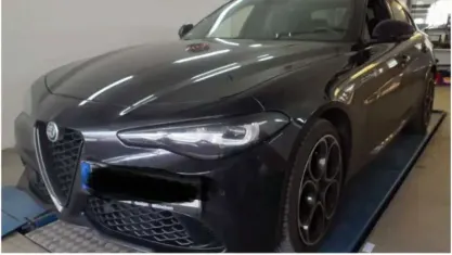 Usata Alfa Romeo Giulia Competizione 280 CV (205 kW) 2023 Nero Berlina