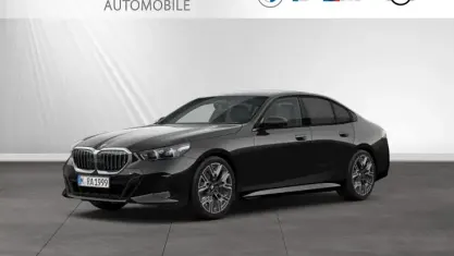 Gebraucht BMW 520 M Sport 197 PS (144 kW) 2025 Saphirschwarz metallic Limousine