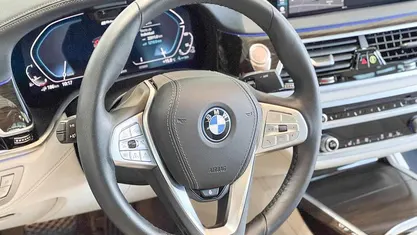 Gebraucht BMW 745L 394 PS (289 kW) 2022 Limousine