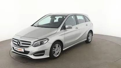 Grau Gebraucht 2018 Mercedes B180 Urban Van / Kleinbus | 17.000 € (Fairer Preis)