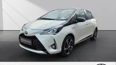 Gebraucht 2020 Toyota Yaris Hybrid Connect Style Limousine | 17.790 € (Fairer Preis)