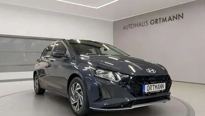 Aurora grey / met Neu 2025 Hyundai i20 Trend Limousine | 23.890 € (Fairer Preis)