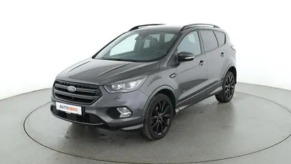 Grau Gebraucht 2018 Ford Kuga Titanium SUV | 16.050 € (Fairer Preis)